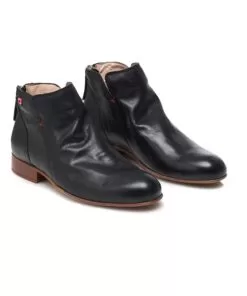 Ivy 4 Black
